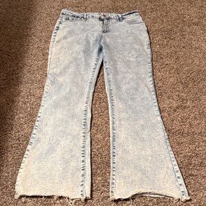 SHEIN Light Blue Flare Jeans